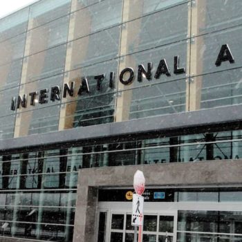 Maillot de bain L’Aéroport Jean-Lesage demande du soutien de Québec et d’Ottawa