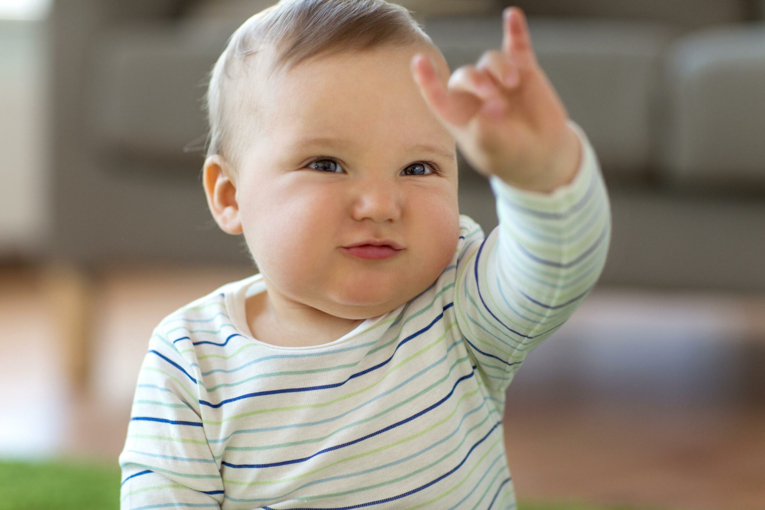 Bebe Parler en langue des signes à son bébé est-il vraiment utile ?