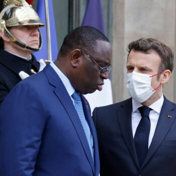 Bagage Le départ du Mali sonne comme une défaite politique française