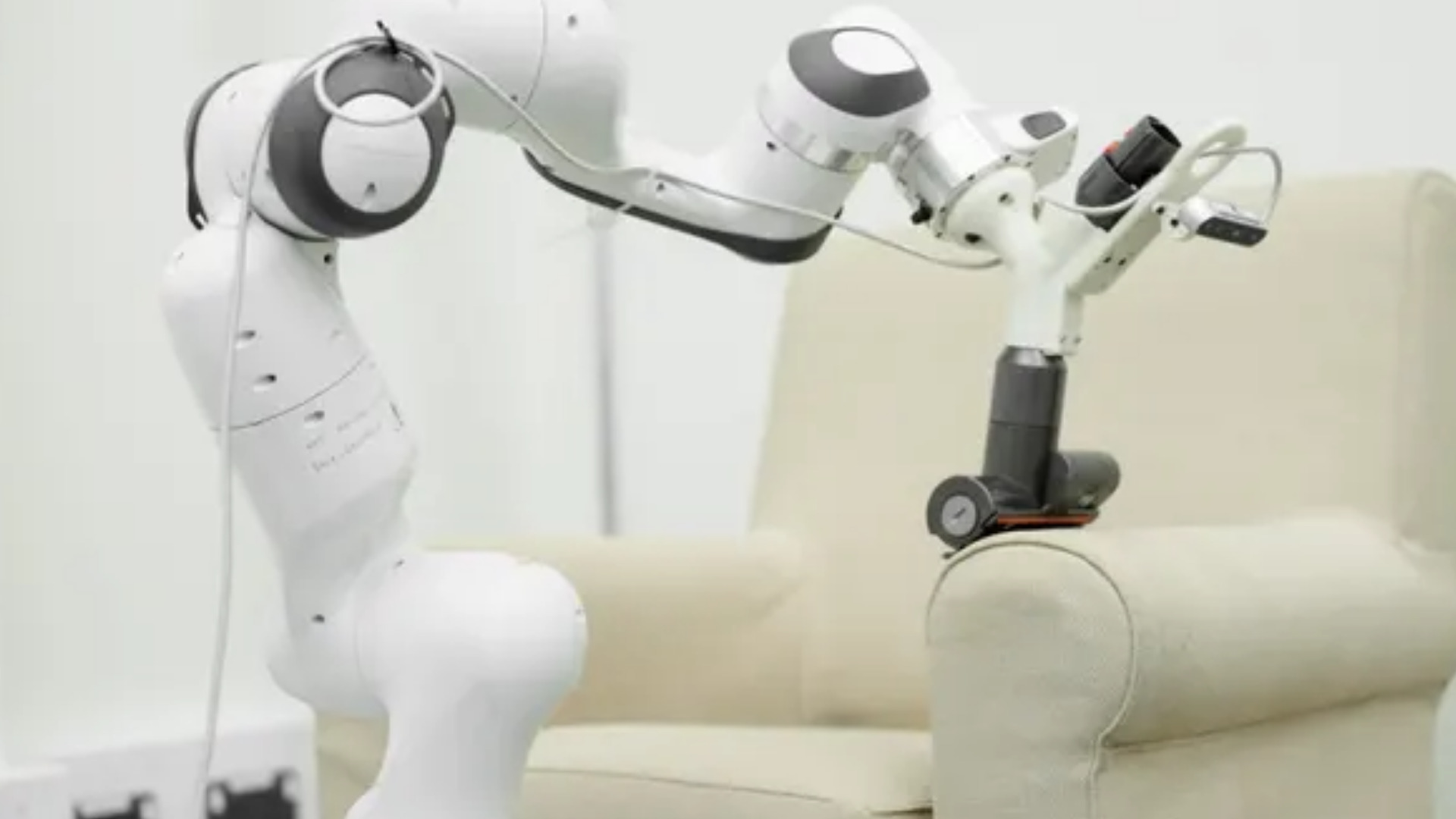 Jouet Dyson voit un avenir sans limite aux bras robotiques