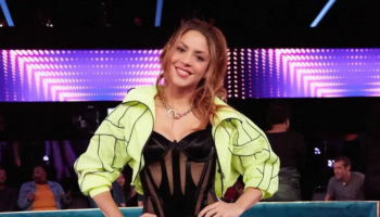 Lingerie Il y a de l’amour dans l’air, Shakira séduit Lewis Hamilton avec sa lingerie au Tall Prix de Barcelone