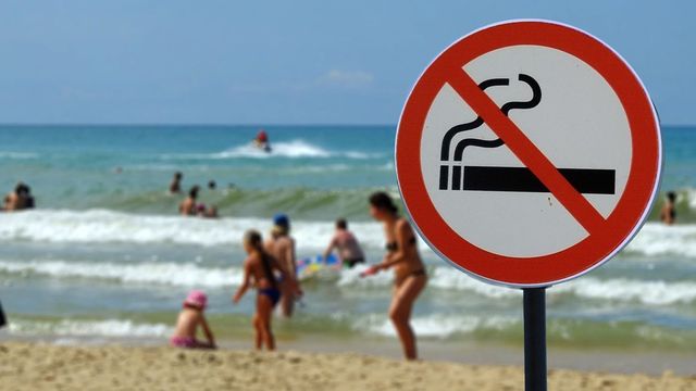 Jardin Notion tabac : l’interdiction de fumer étendue aux plages, aux parcs et aux abords des écoles