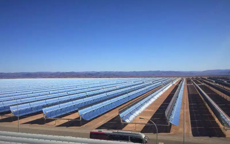 Maillot de bain Panne majeure à la centrale solaire de Ouarzazate : 47 thousands and thousands de dollars de perdus