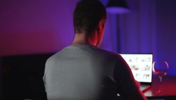 Jeux video Les gros websites pornos se font rattraper par les nouvelles règles de l’Europe