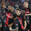 Maillot de bain Trotz 0:2-Rückstand: Bayer macht Finaleinzug gegen Roma perfekt und hält Serie am Leben