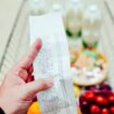Maillot de bain Esto es lo que dice la ley sobre que los supermercados se salten el precio recomendado de los alimentos