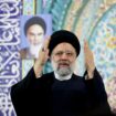 Maillot de bain Cine este Ebrahim Raisi, clericul dur devenit președinte al Iranului